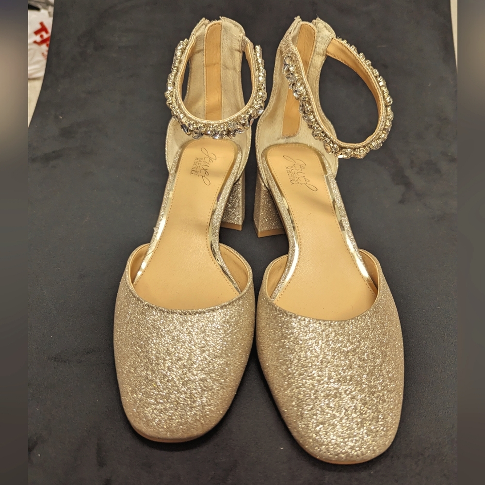 Badgley Mischka Pumps